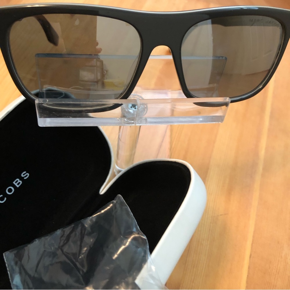 MARC JACOBS men's sunglasses - Picture 5 of 6